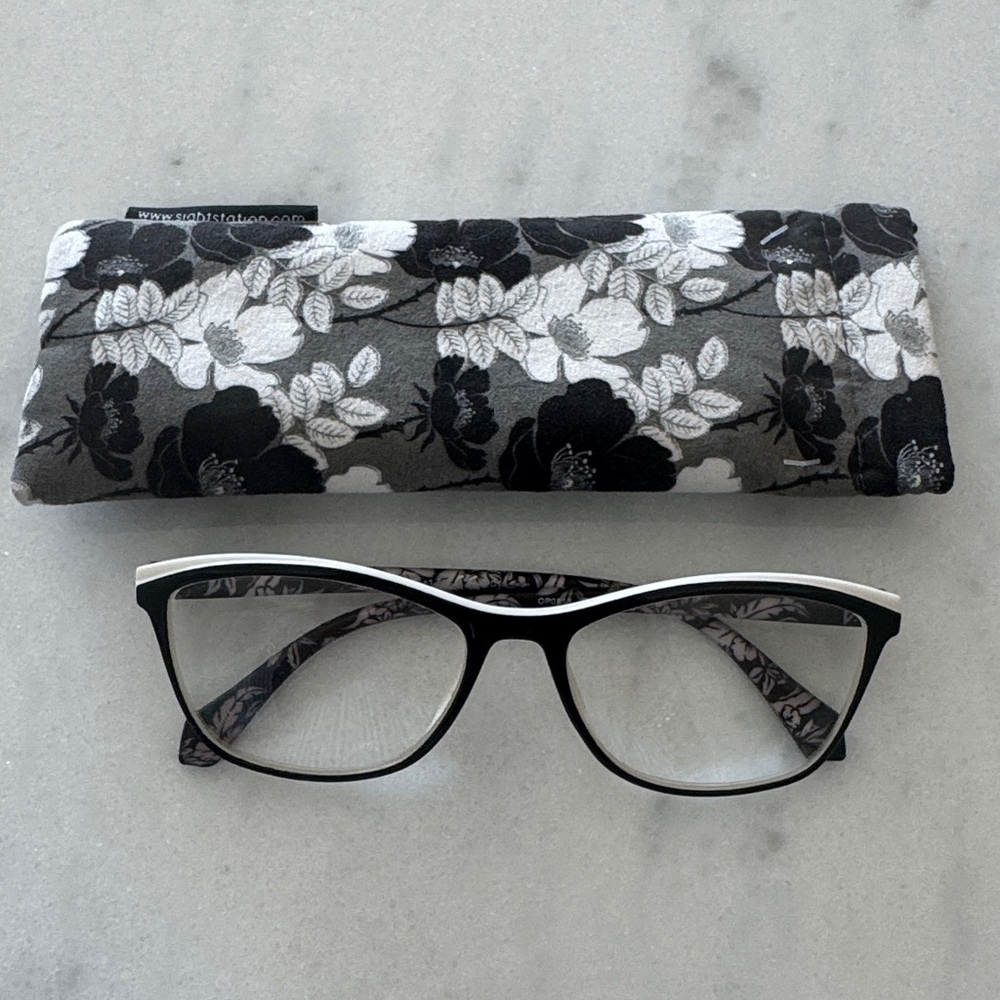 Floral Black and White Reading Glasses with Case 1.5
